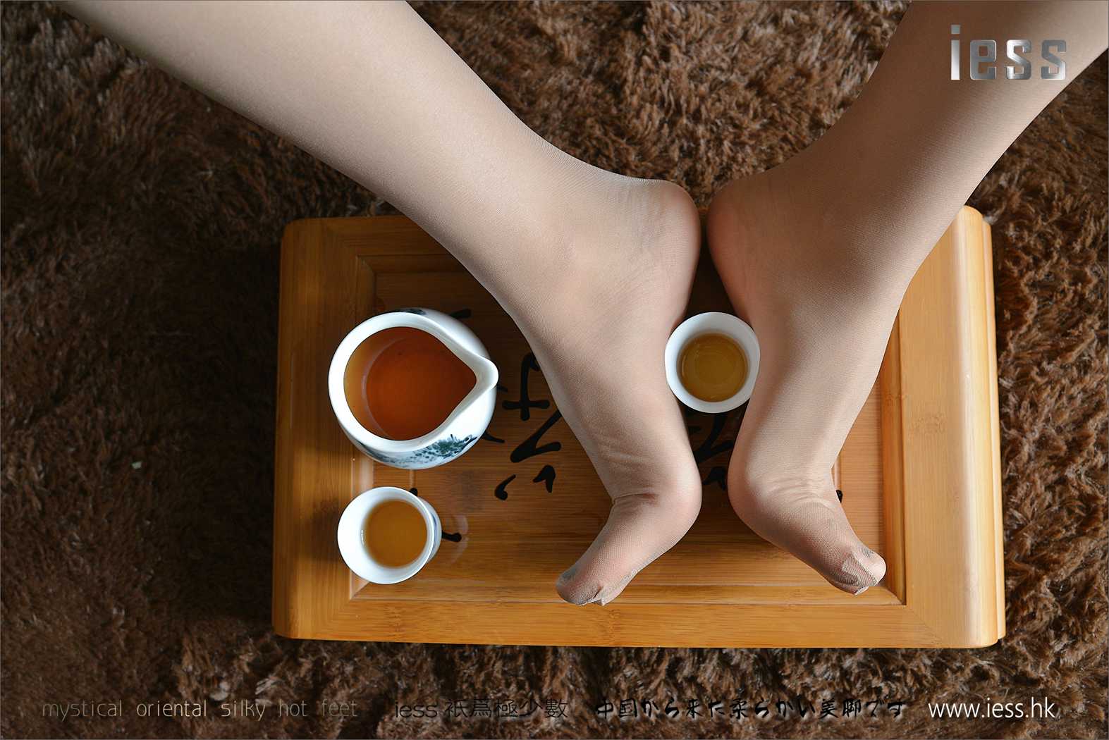 图片[72]-[IESS异思趣向] 2017.01.31 丝足便当068：《请茶》小C 在线浏览 – 速更版-美库