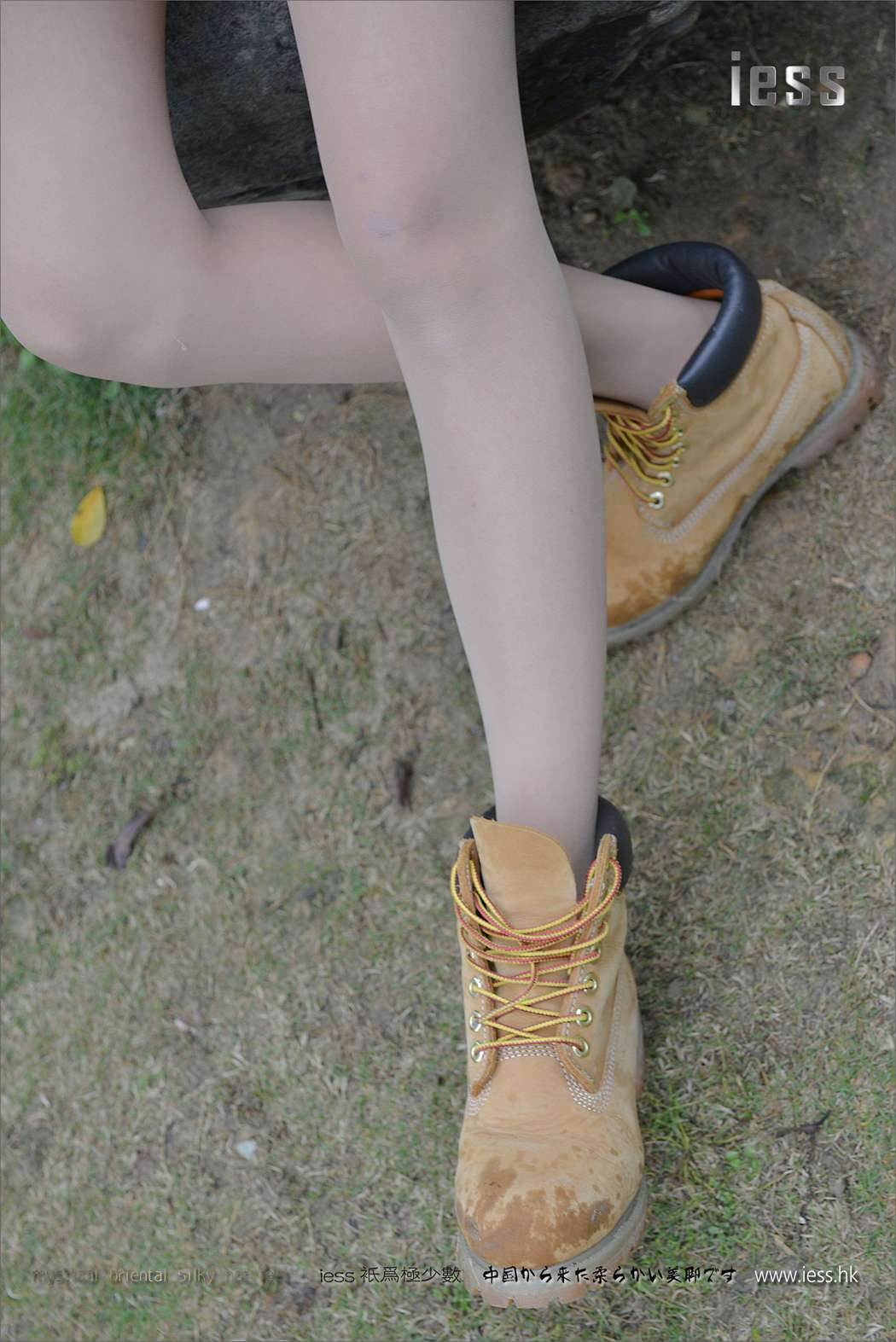 图片[43]-[IESS异思趣向] 2017.01.21 丝足便当059：《短靴、肉丝与单车》潇潇 在线浏览 – 速更版-美库