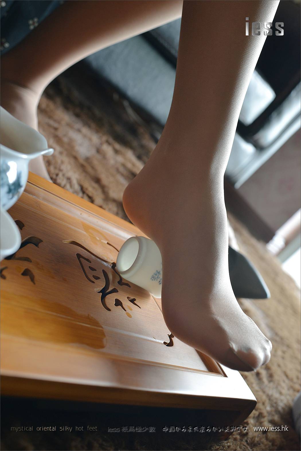 图片[68]-[IESS异思趣向] 2017.01.31 丝足便当068：《请茶》小C 在线浏览 – 速更版-美库