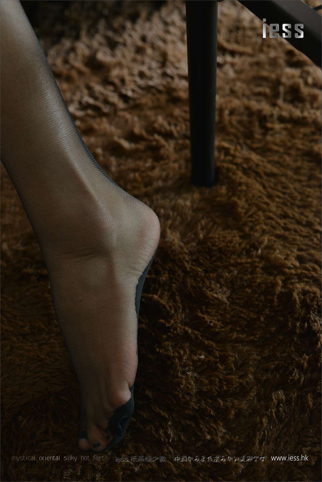 图片[71]-[IESS异思趣向] 2017.02.09 丝足便当072：《制服黑丝秀》小C 在线浏览 – 速更版-美库