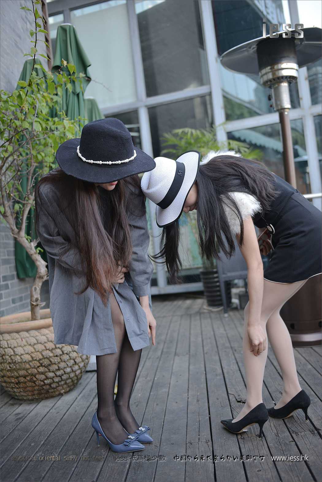 图片[47]-[IESS异思趣向] 2017.02.20 丝足便当076：《黑白双生花1》肚皮舞练聪聪和雪梨 在线浏览 – 速更版-美库