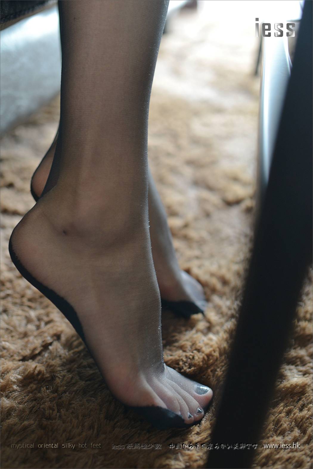 图片[26]-[IESS异思趣向] 2017.02.09 丝足便当072：《制服黑丝秀》小C 在线浏览 – 速更版-美库