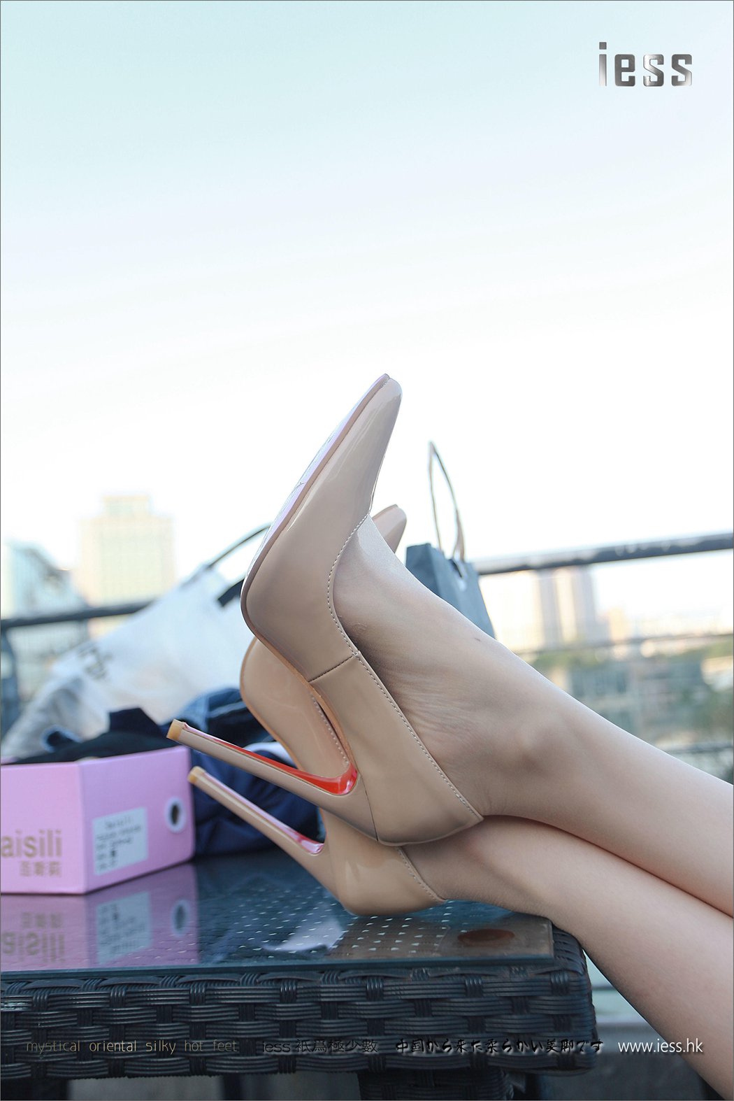 图片[50]-[IESS异思趣向] 2017.02.16 丝足便当075：《佳佳的超透肉丝》佳佳 在线浏览 – 速更版-美库