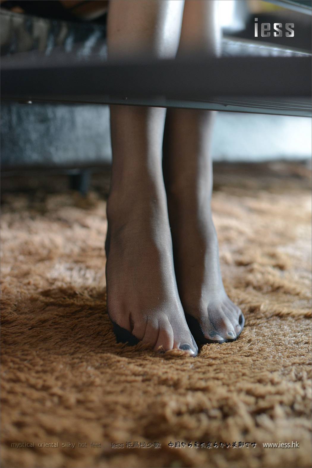 图片[97]-[IESS异思趣向] 2017.02.09 丝足便当072：《制服黑丝秀》小C 在线浏览 – 速更版-美库