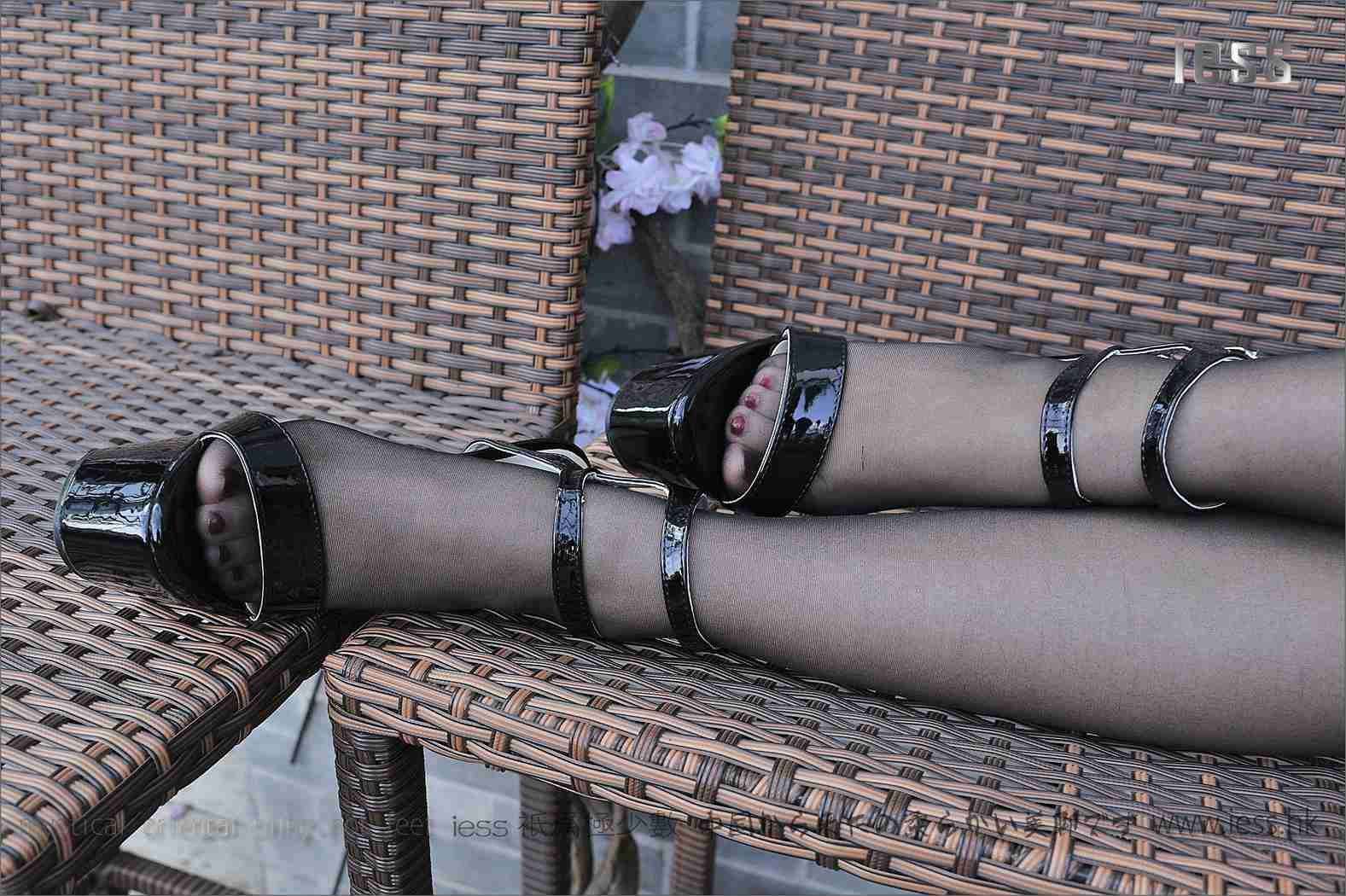 图片[50]-[IESS异思趣向] 2017.02.14 丝足便当074：《黑丝与超高跟凉鞋》馨月 在线浏览 – 速更版-美库