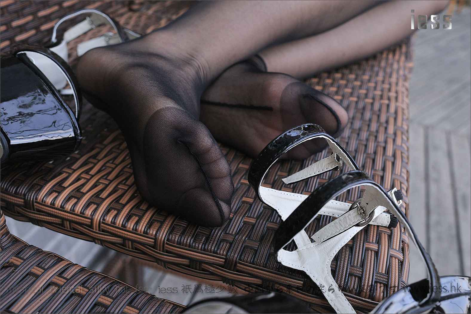 图片[84]-[IESS异思趣向] 2017.02.14 丝足便当074：《黑丝与超高跟凉鞋》馨月 在线浏览 – 速更版-美库