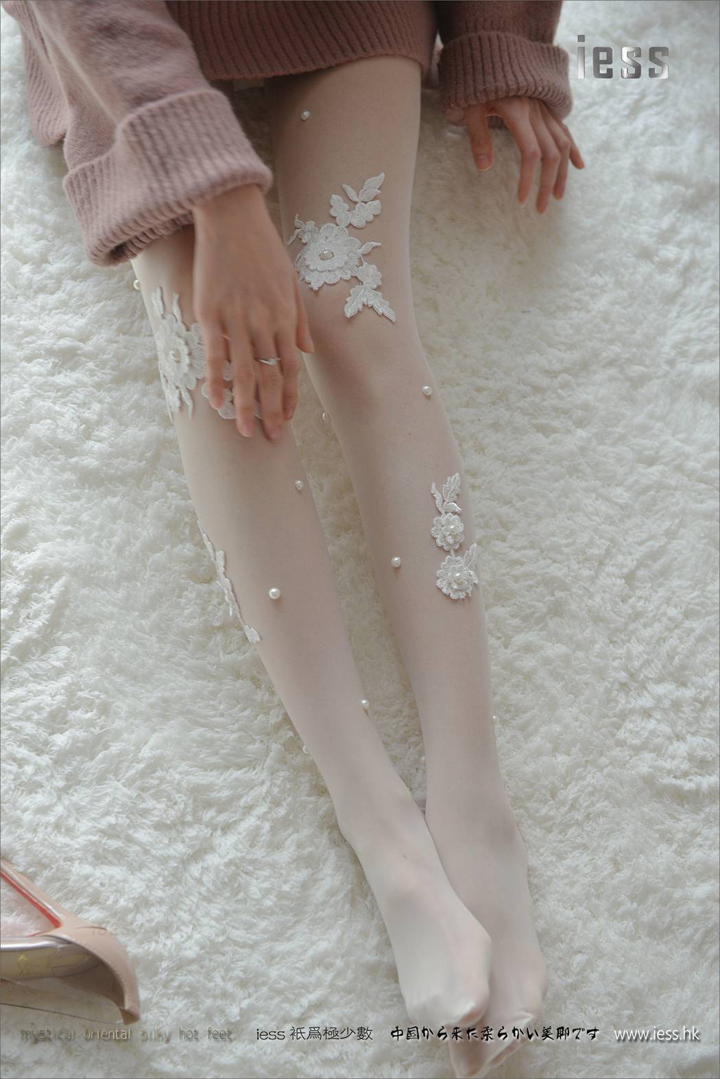 图片[77]-[IESS异思趣向] 2017.03.10 丝足便当083：《雪莲花》佳佳 在线浏览 – 速更版-美库