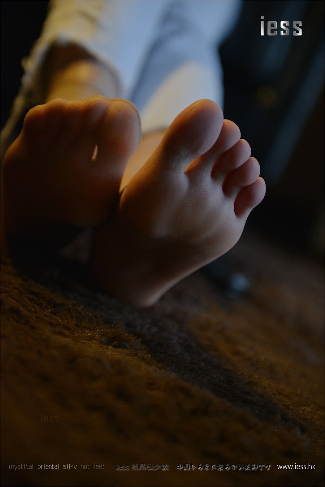 图片[46]-[IESS异思趣向] 2017.03.25 丝足便当090：《短肉丝特写典藏》小夕 在线浏览 – 速更版-美库