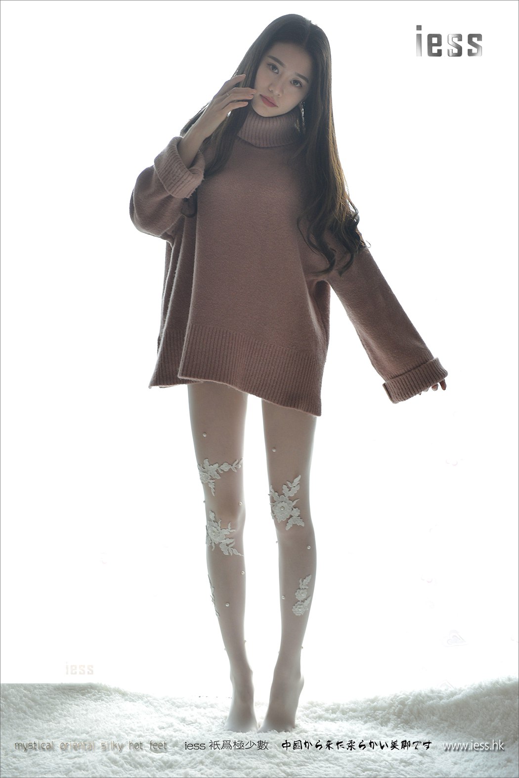 图片[24]-[IESS异思趣向] 2017.03.10 丝足便当083：《雪莲花》佳佳 在线浏览 – 速更版-美库