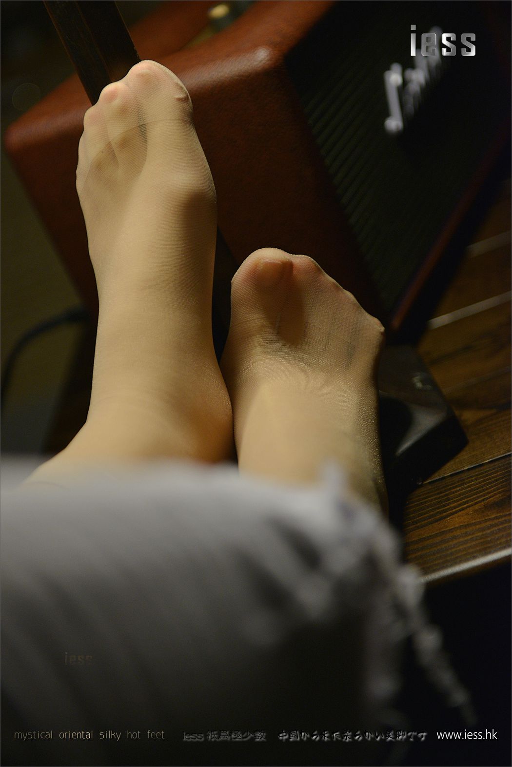 图片[41]-[IESS异思趣向] 2017.03.25 丝足便当090：《短肉丝特写典藏》小夕 在线浏览 – 速更版-美库