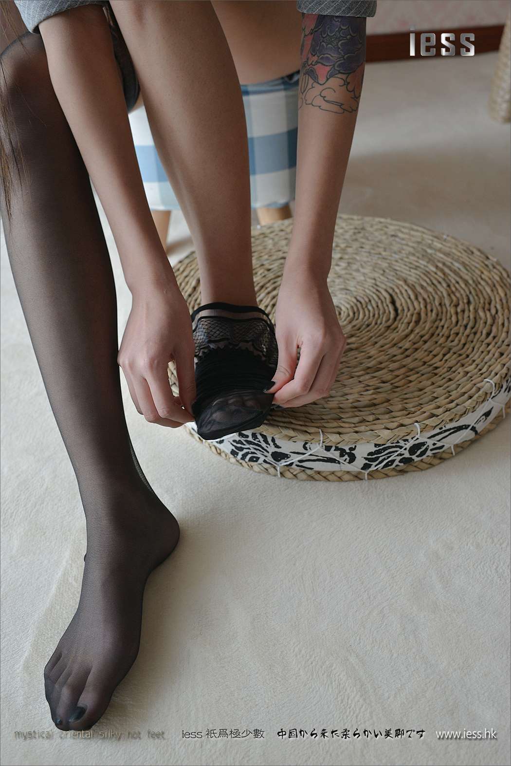 图片[35]-[IESS异思趣向] 2017.03.30 丝足便当095：《黑丝王者》潇潇 在线浏览 – 速更版-美库