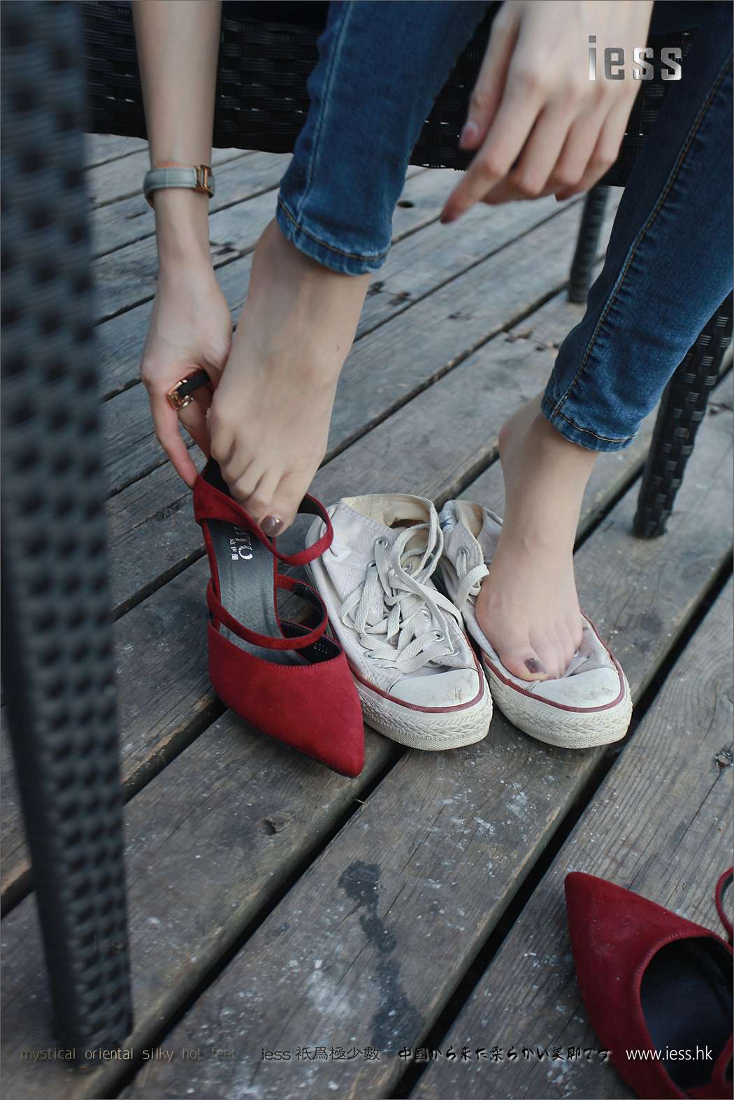 图片[16]-[IESS异思趣向] 2017.04.17 丝足便当102：《仙女牌牛仔裤与高跟肉丝》佳爷 在线浏览 – 速更版-美库