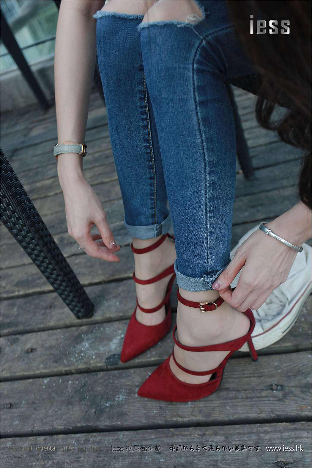 图片[51]-[IESS异思趣向] 2017.04.17 丝足便当102：《仙女牌牛仔裤与高跟肉丝》佳爷 在线浏览 – 速更版-美库
