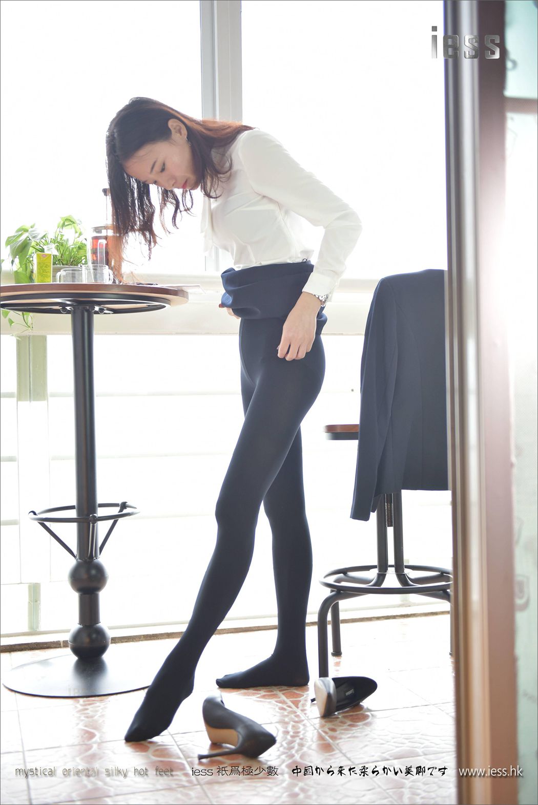 图片[10]-[IESS异思趣向] 2017.04.18 丝足便当103：《欲求不满的厚黑丝》小六 在线浏览 – 速更版-美库