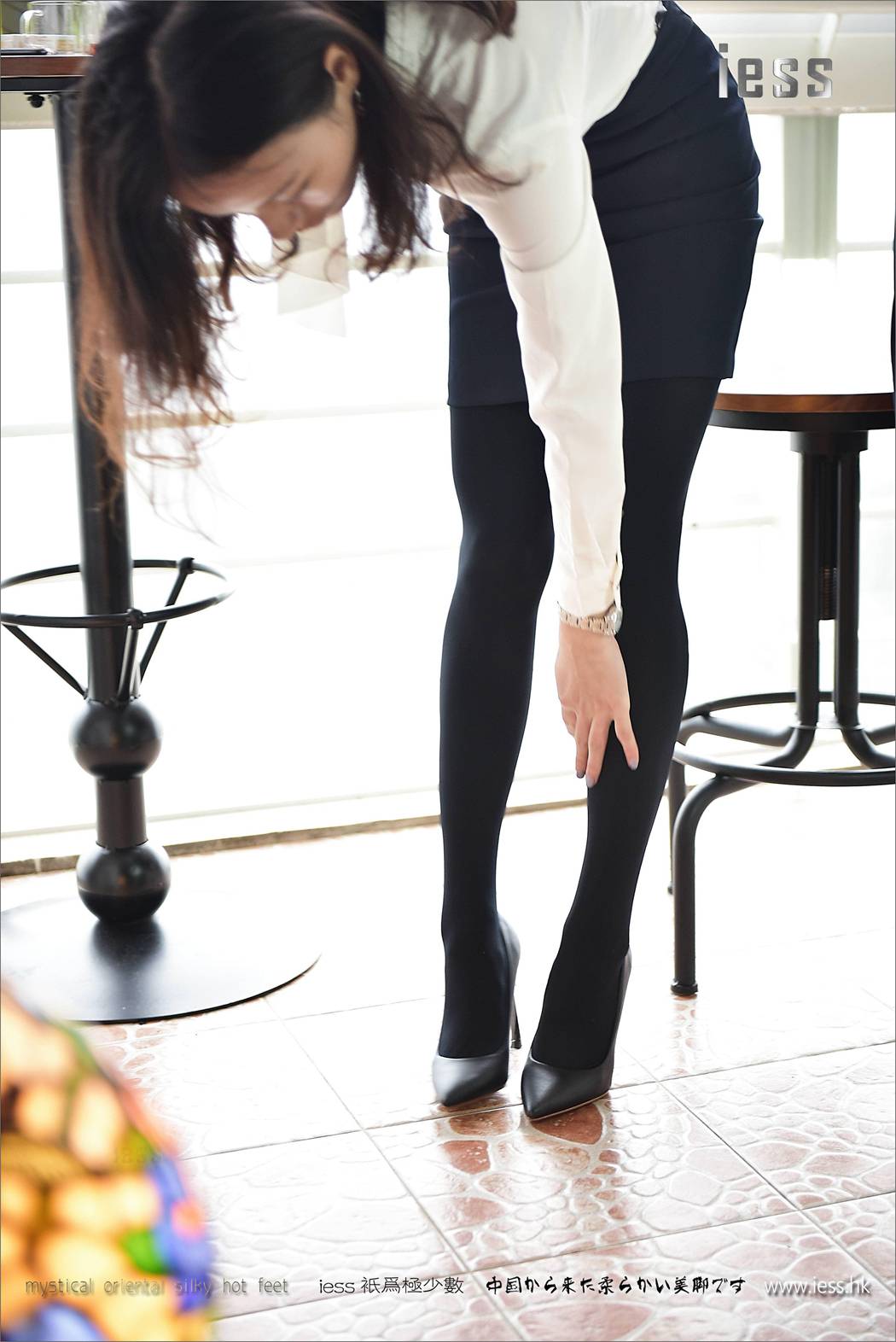 图片[16]-[IESS异思趣向] 2017.04.18 丝足便当103：《欲求不满的厚黑丝》小六 在线浏览 – 速更版-美库