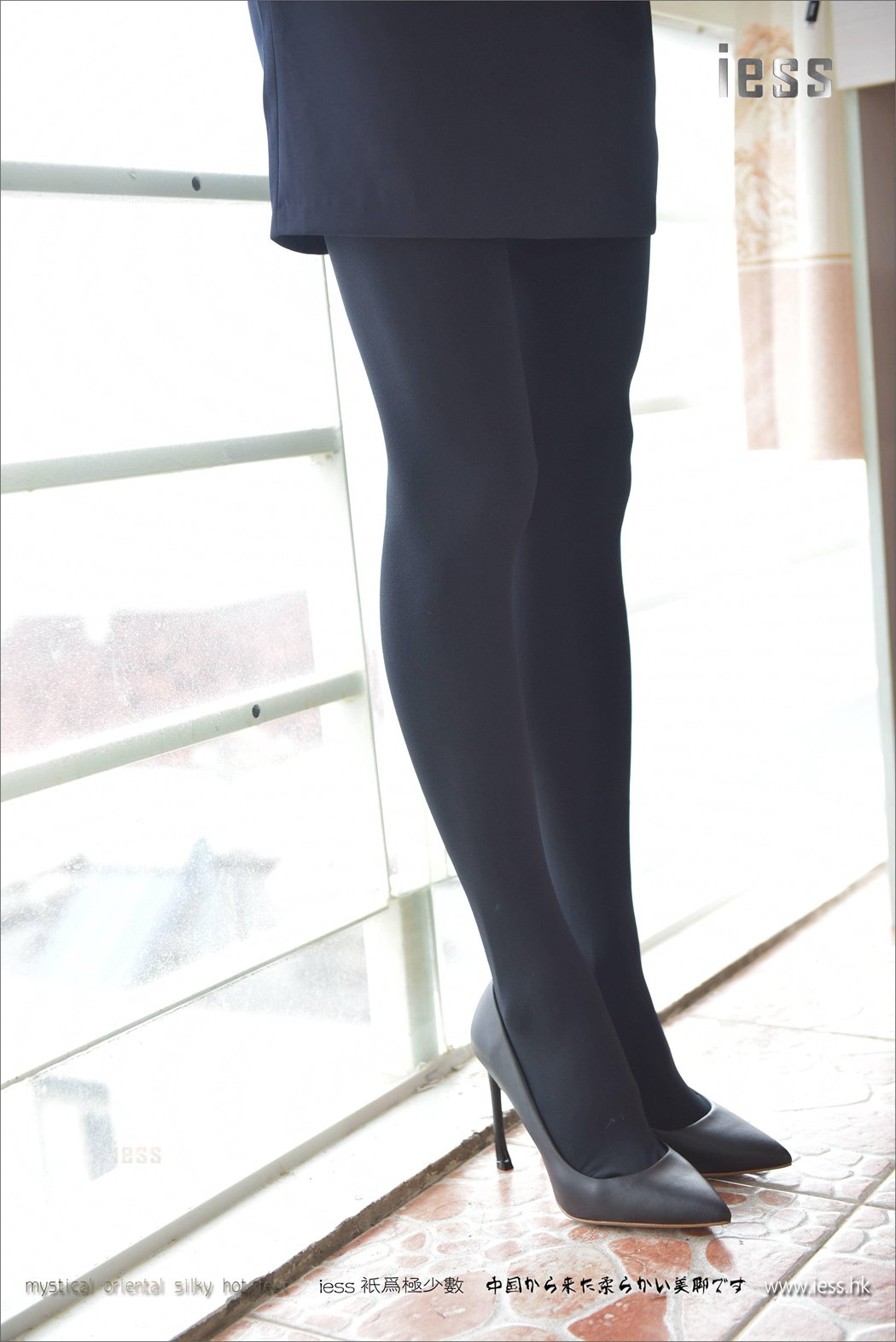 图片[24]-[IESS异思趣向] 2017.04.18 丝足便当103：《欲求不满的厚黑丝》小六 在线浏览 – 速更版-美库