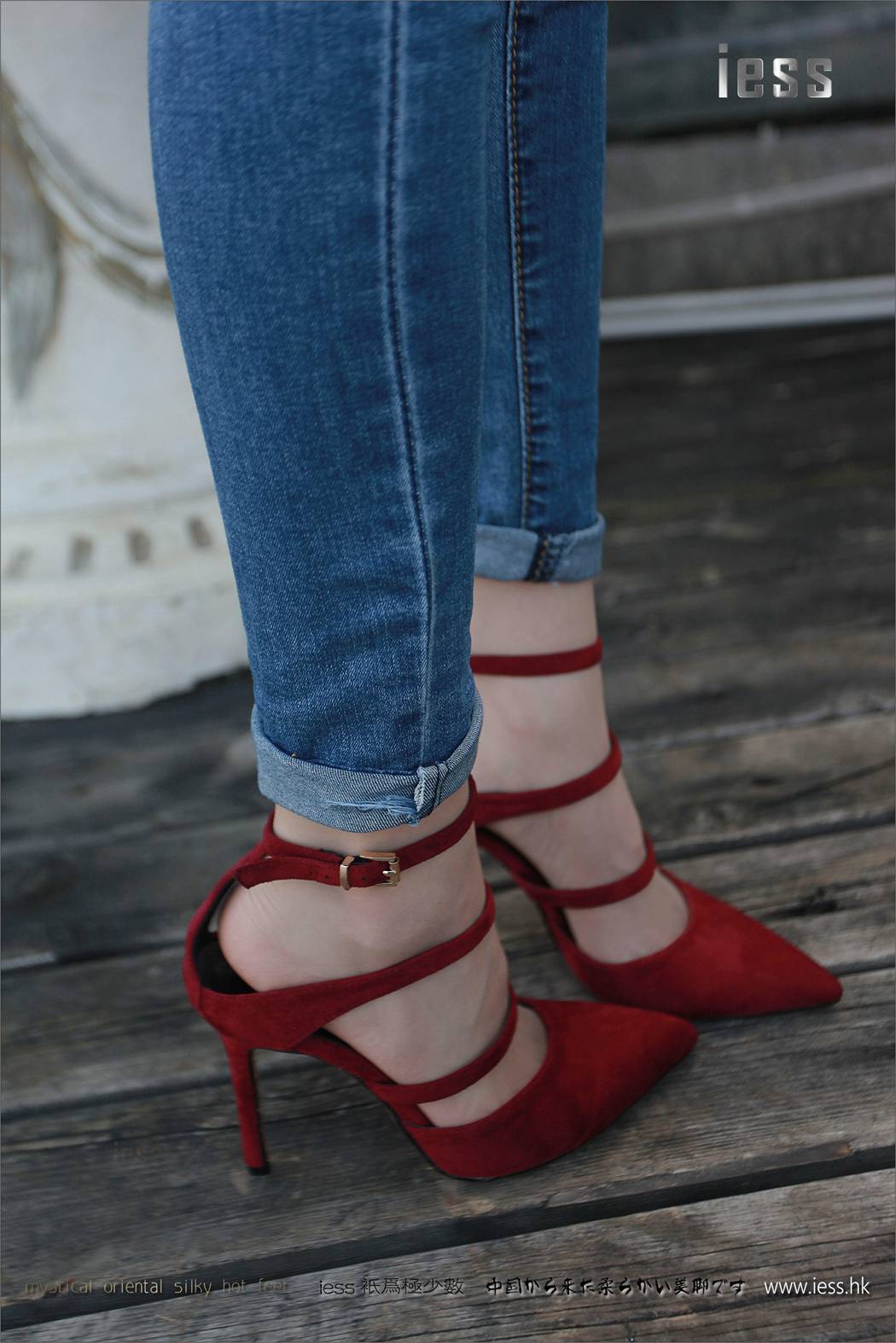 图片[46]-[IESS异思趣向] 2017.04.17 丝足便当102：《仙女牌牛仔裤与高跟肉丝》佳爷 在线浏览 – 速更版-美库