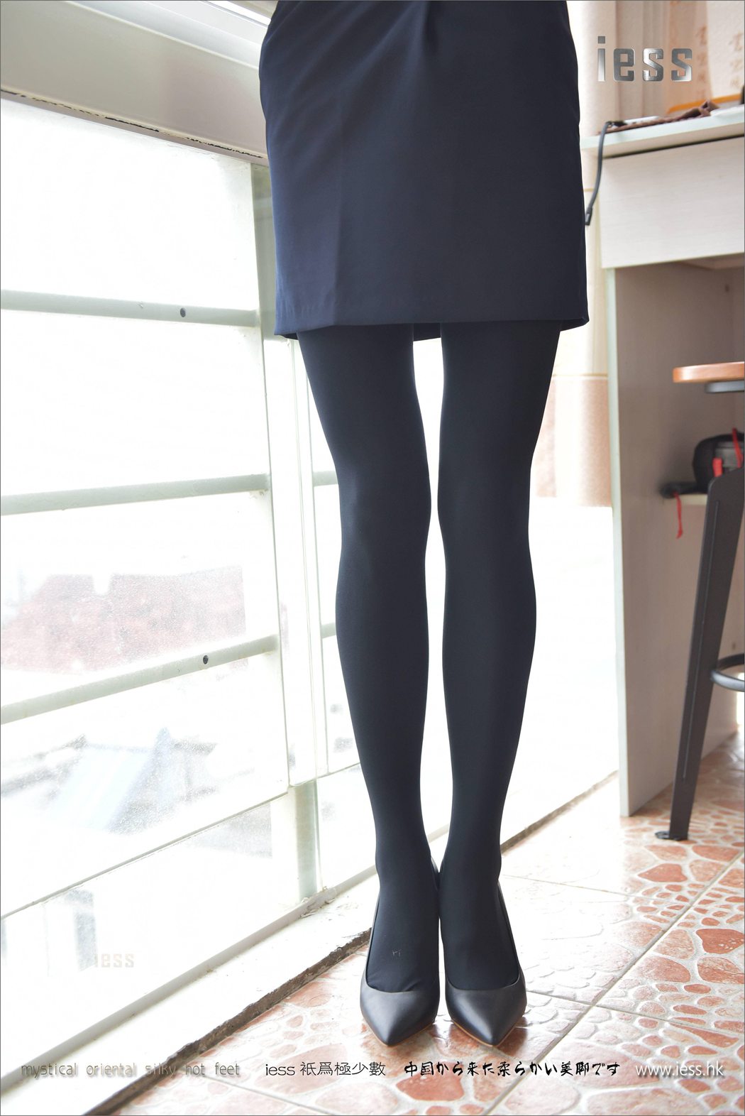 图片[26]-[IESS异思趣向] 2017.04.18 丝足便当103：《欲求不满的厚黑丝》小六 在线浏览 – 速更版-美库