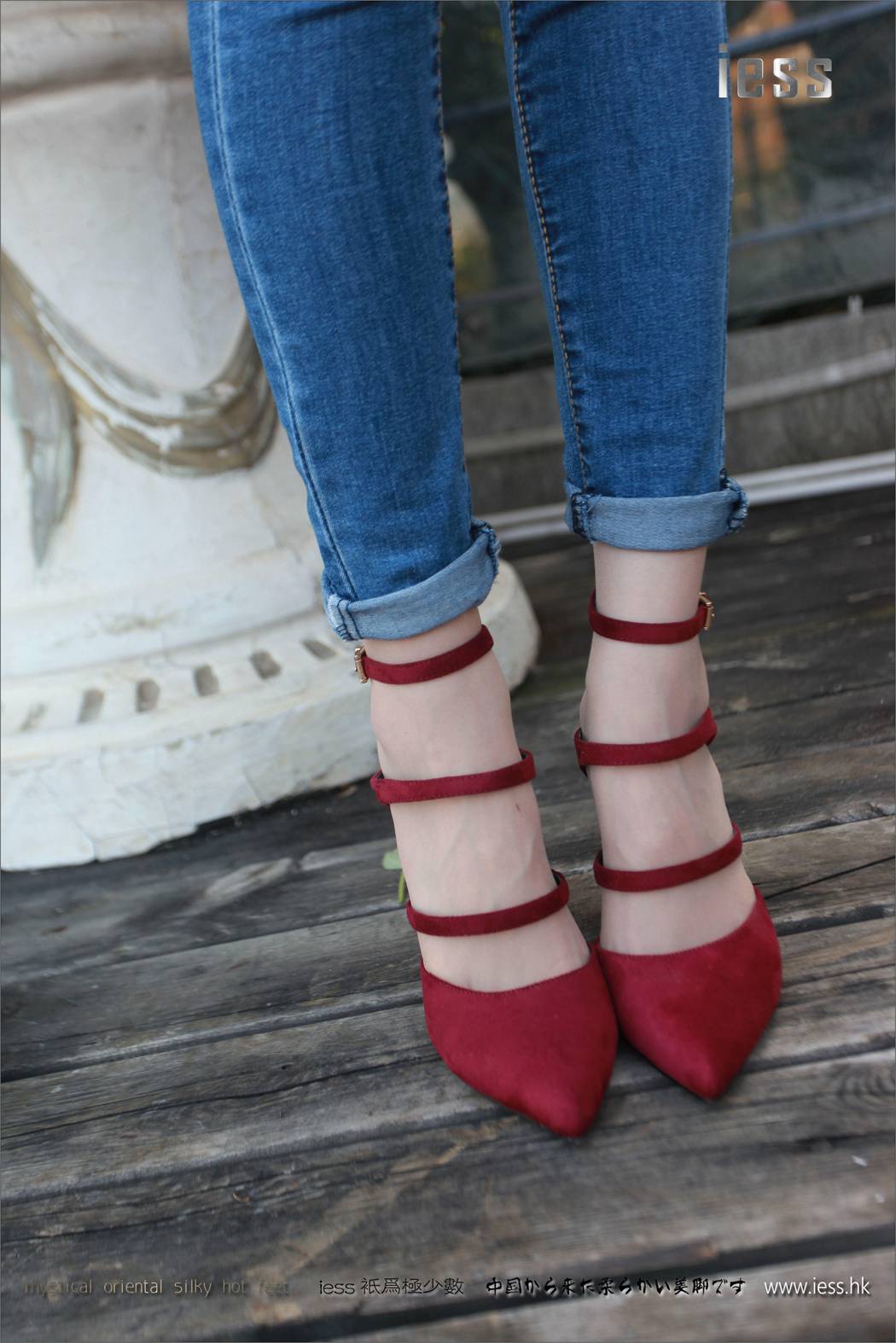 图片[72]-[IESS异思趣向] 2017.04.17 丝足便当102：《仙女牌牛仔裤与高跟肉丝》佳爷 在线浏览 – 速更版-美库