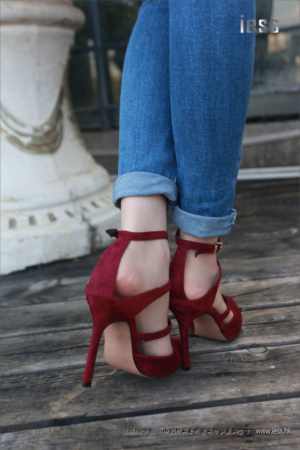 图片[81]-[IESS异思趣向] 2017.04.17 丝足便当102：《仙女牌牛仔裤与高跟肉丝》佳爷 在线浏览 – 速更版-美库