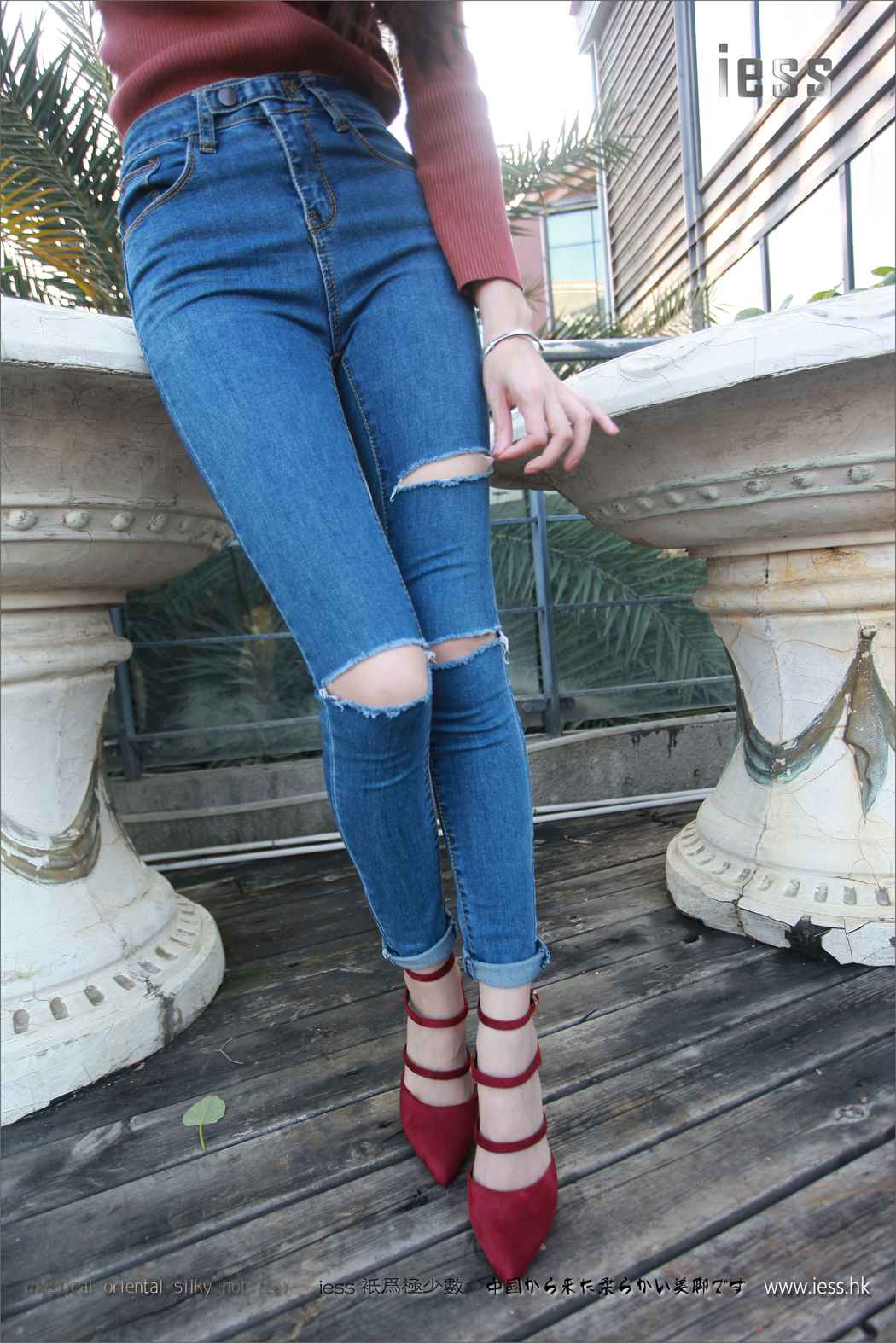 图片[63]-[IESS异思趣向] 2017.04.17 丝足便当102：《仙女牌牛仔裤与高跟肉丝》佳爷 在线浏览 – 速更版-美库