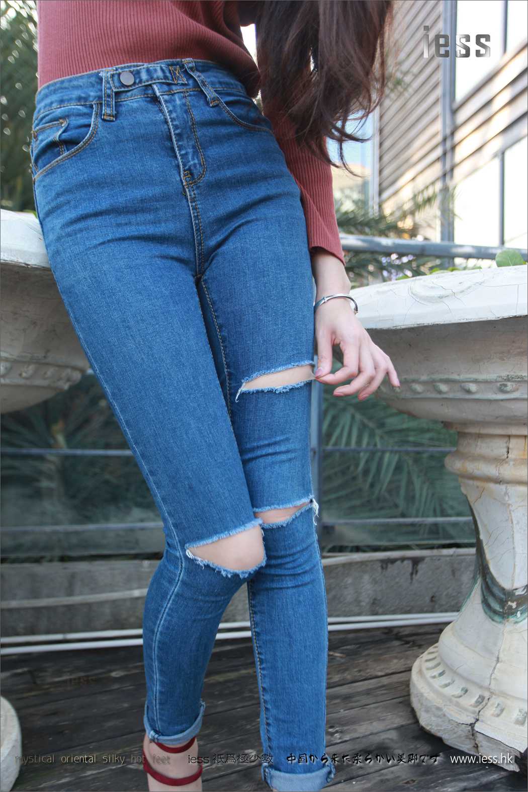 图片[98]-[IESS异思趣向] 2017.04.17 丝足便当102：《仙女牌牛仔裤与高跟肉丝》佳爷 在线浏览 – 速更版-美库