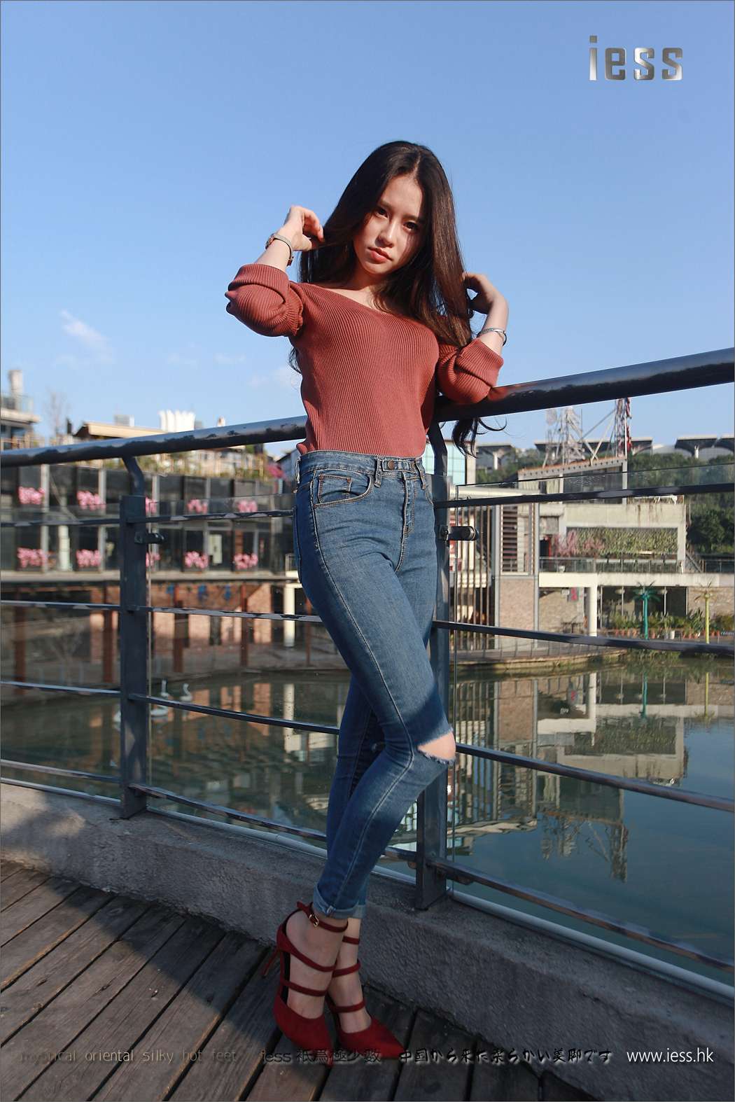 图片[28]-[IESS异思趣向] 2017.04.17 丝足便当102：《仙女牌牛仔裤与高跟肉丝》佳爷 在线浏览 – 速更版-美库