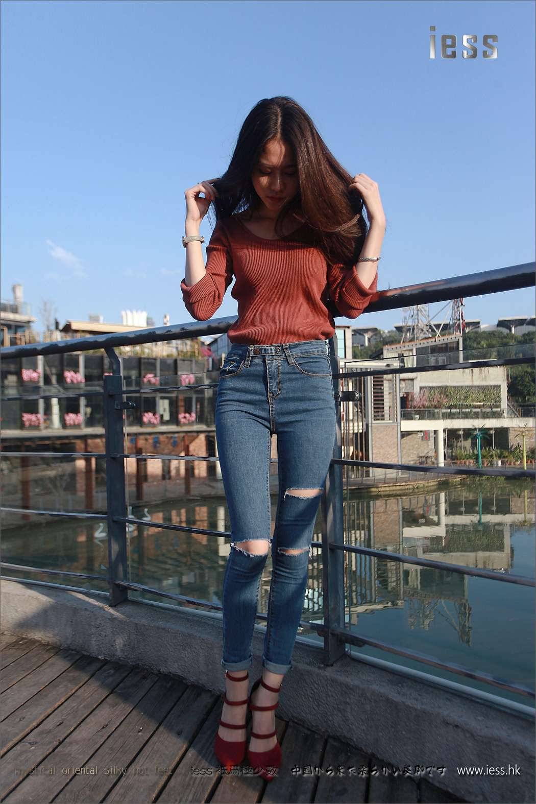 图片[40]-[IESS异思趣向] 2017.04.17 丝足便当102：《仙女牌牛仔裤与高跟肉丝》佳爷 在线浏览 – 速更版-美库