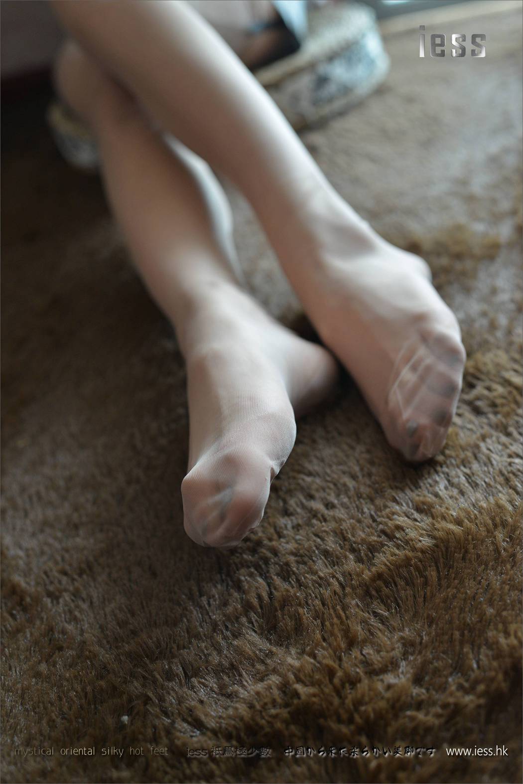图片[88]-[IESS异思趣向] 2017.04.24 丝足便当107：《无弹力纯尼龙丝袜》潇潇 在线浏览 – 速更版-美库