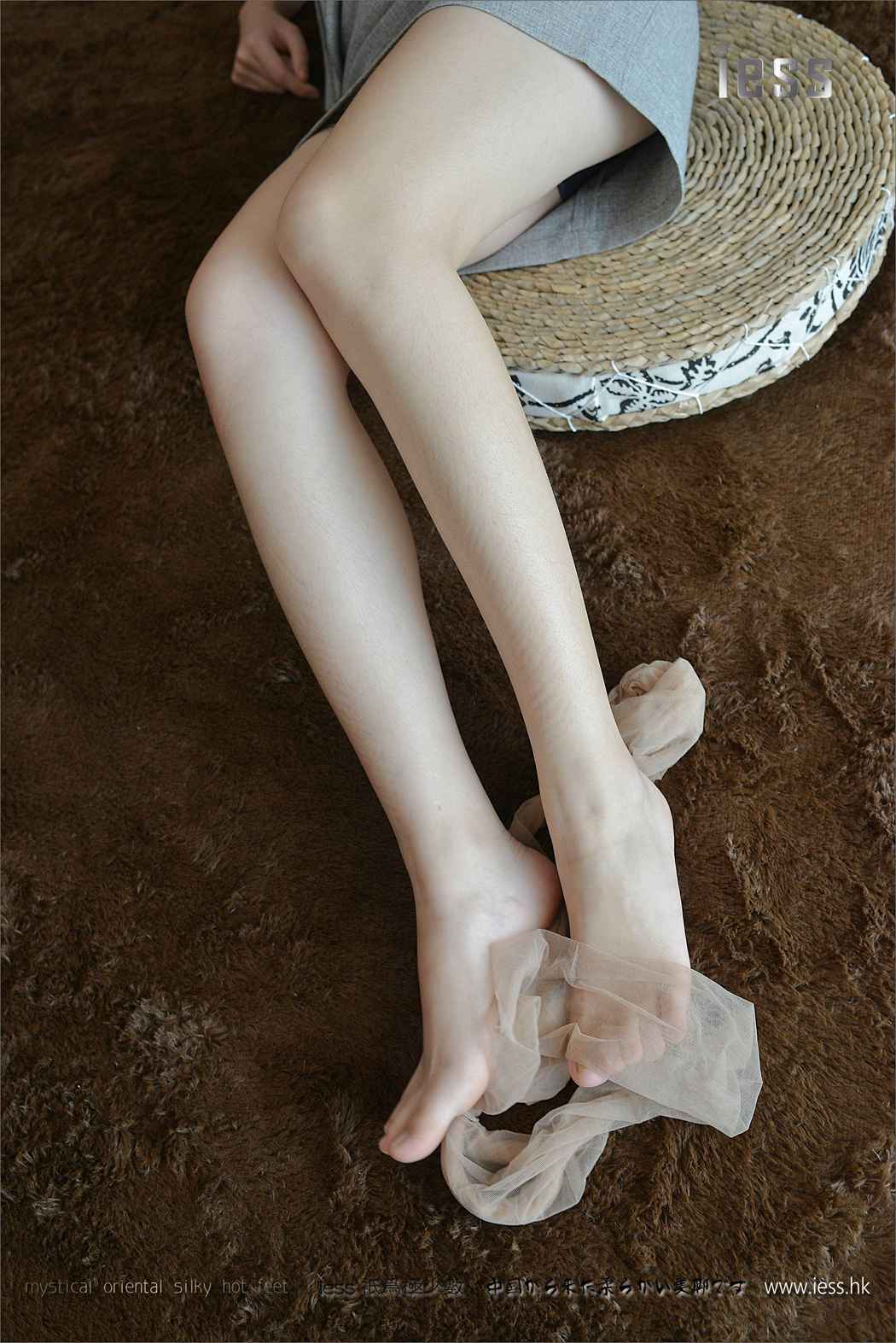 图片[53]-[IESS异思趣向] 2017.04.20 丝足便当105：《我的女同事2》小夕 在线浏览 – 速更版-美库