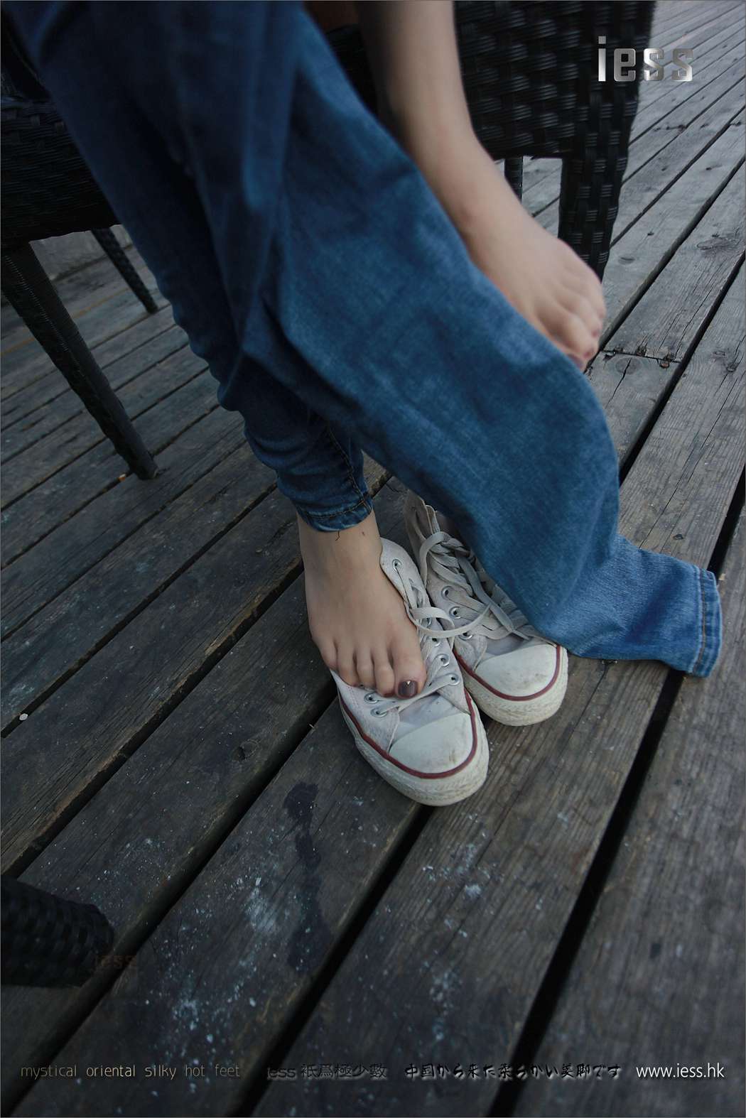图片[88]-[IESS异思趣向] 2017.04.17 丝足便当102：《仙女牌牛仔裤与高跟肉丝》佳爷 在线浏览 – 速更版-美库