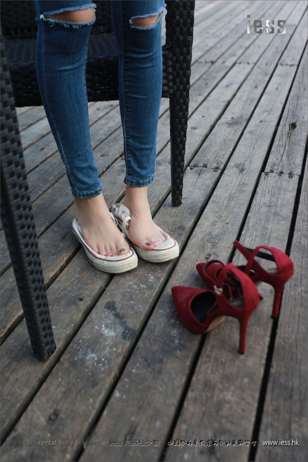 图片[30]-[IESS异思趣向] 2017.04.17 丝足便当102：《仙女牌牛仔裤与高跟肉丝》佳爷 在线浏览 – 速更版-美库