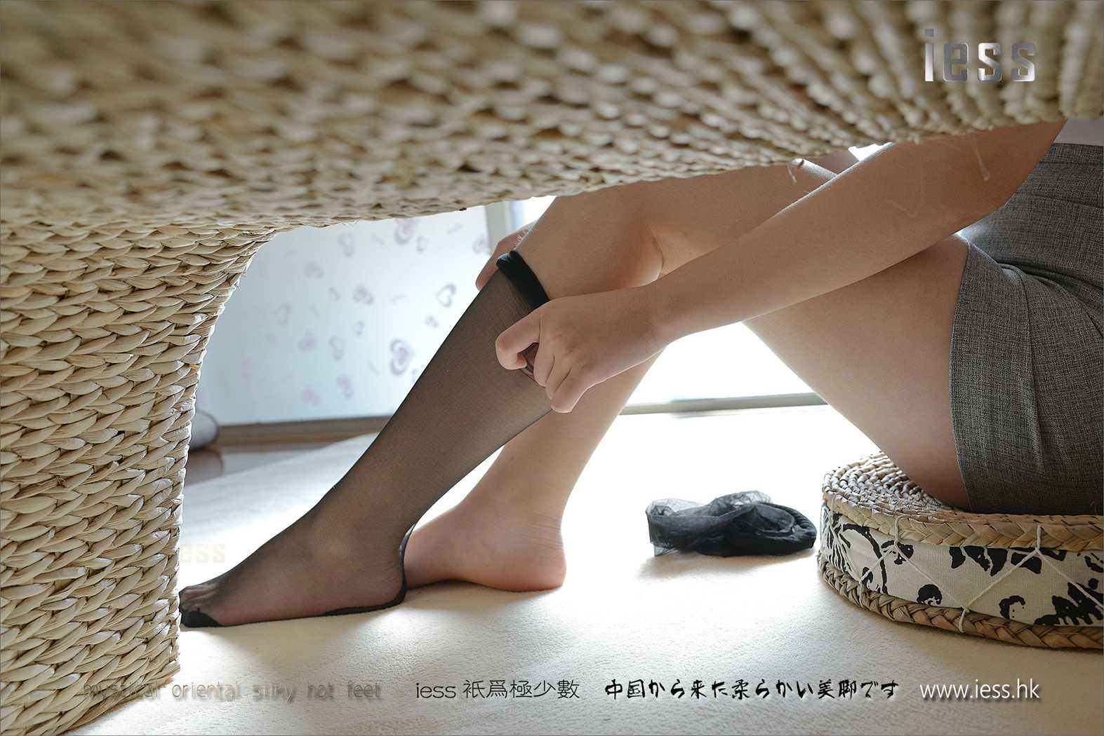 [IESS异思趣向] 2017.05.02 丝足便当111：《脱丝连续图》小夕 在线浏览 – 速更版-艺库