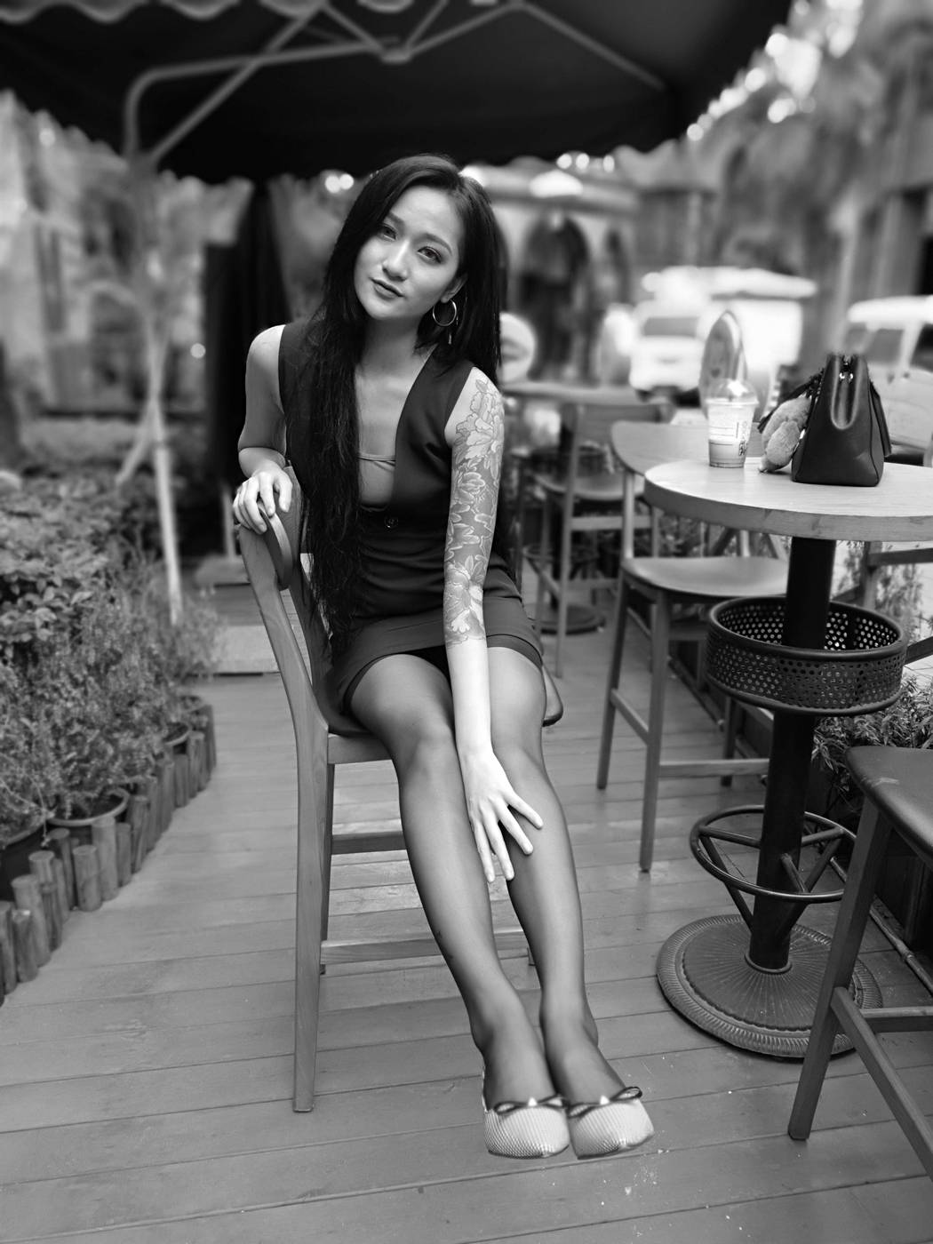 图片[65]-[IESS异思趣向] 2017.04.28 丝足便当110：《户外黑丝平底鞋》潇潇 在线浏览 – 速更版-美库