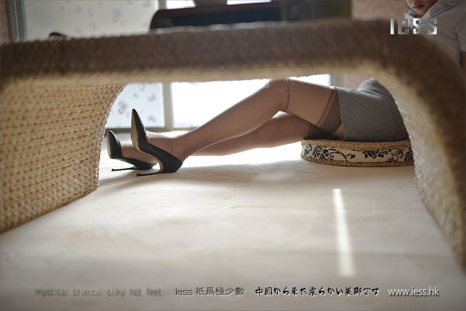 图片[32]-[IESS异思趣向] 2017.05.02 丝足便当111：《脱丝连续图》小夕 在线浏览 – 速更版-美库