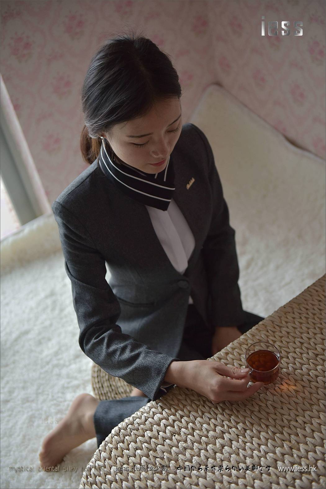 图片[31]-[IESS异思趣向] 2017.05.05 丝足便当114：《小六的长裤短丝》小六 在线浏览 – 速更版-美库