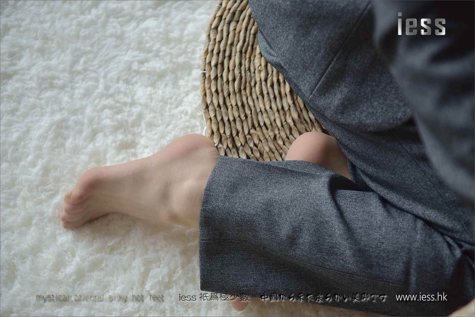 图片[98]-[IESS异思趣向] 2017.05.05 丝足便当114：《小六的长裤短丝》小六 在线浏览 – 速更版-美库