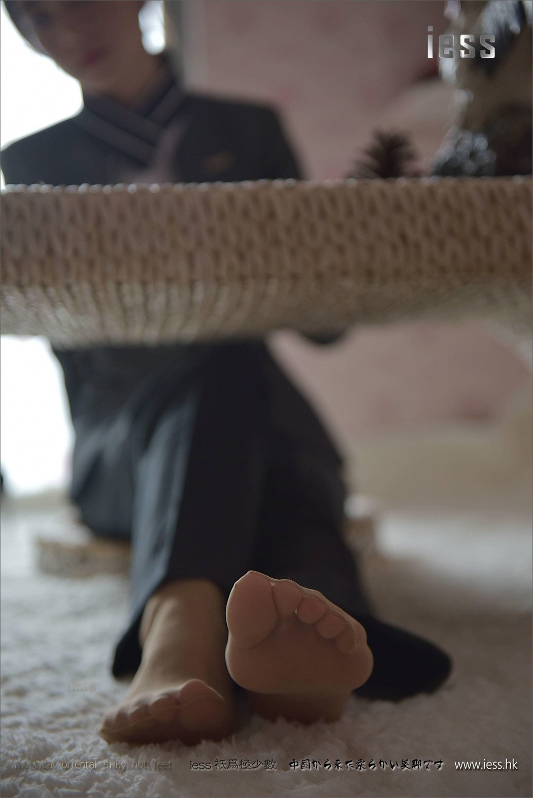图片[82]-[IESS异思趣向] 2017.05.05 丝足便当114：《小六的长裤短丝》小六 在线浏览 – 速更版-美库