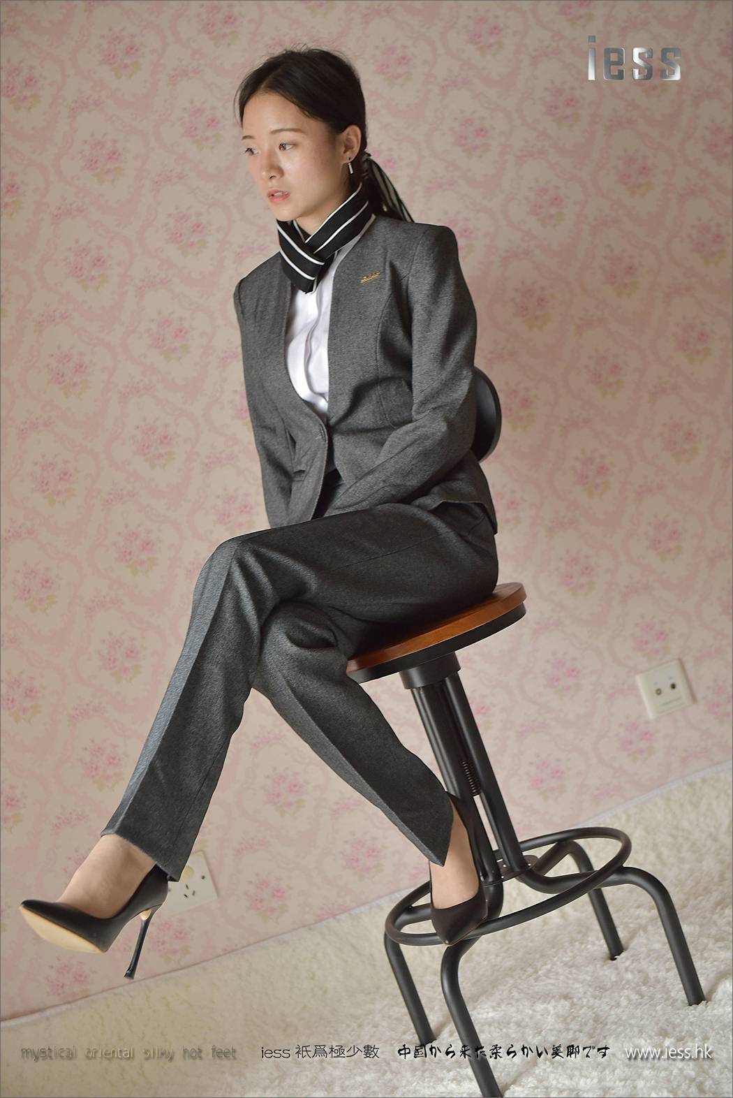 图片[96]-[IESS异思趣向] 2017.05.05 丝足便当114：《小六的长裤短丝》小六 在线浏览 – 速更版-美库