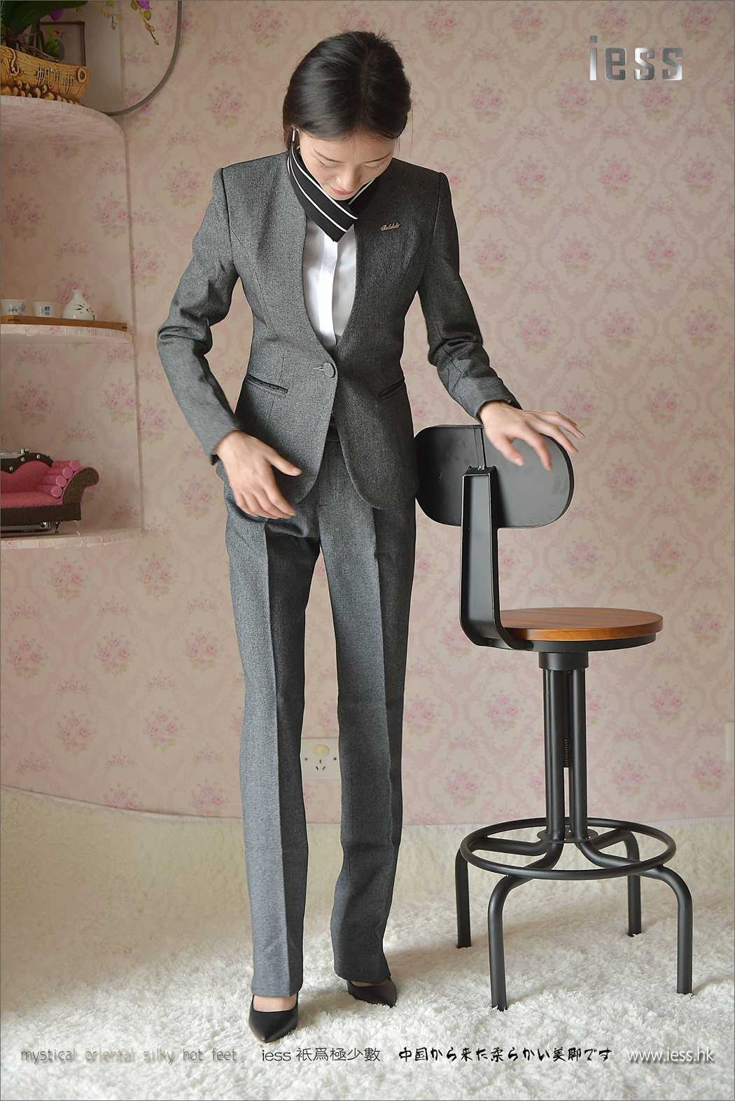 图片[37]-[IESS异思趣向] 2017.05.05 丝足便当114：《小六的长裤短丝》小六 在线浏览 – 速更版-美库