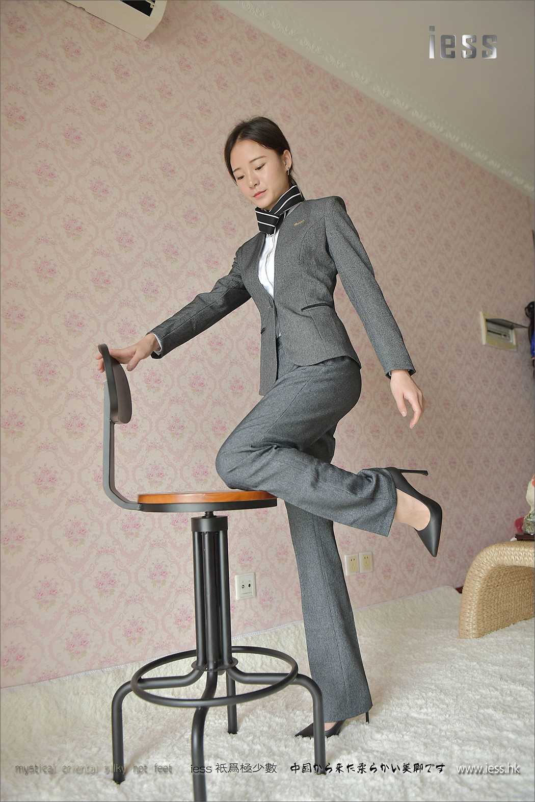 图片[41]-[IESS异思趣向] 2017.05.05 丝足便当114：《小六的长裤短丝》小六 在线浏览 – 速更版-美库
