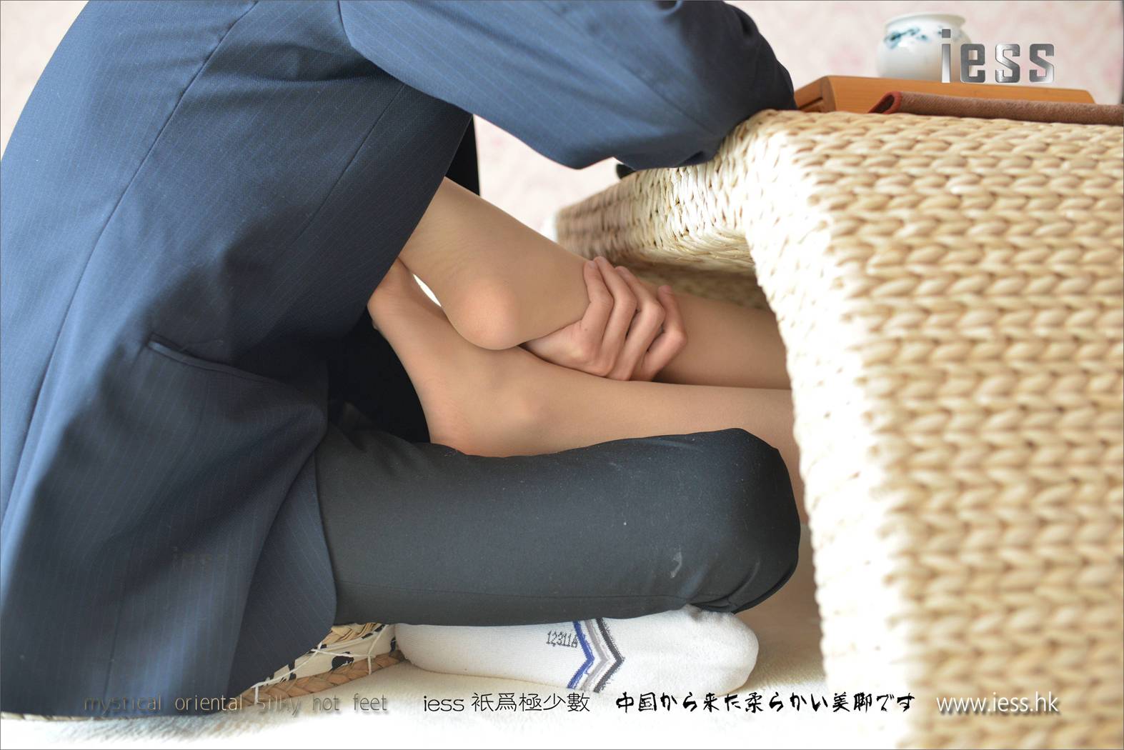 图片[37]-[IESS异思趣向] 2017.05.15 丝足便当117：丝足场景剧《我的学姐叫荡漾II把玩》馨月 在线浏览 – 速更版-美库