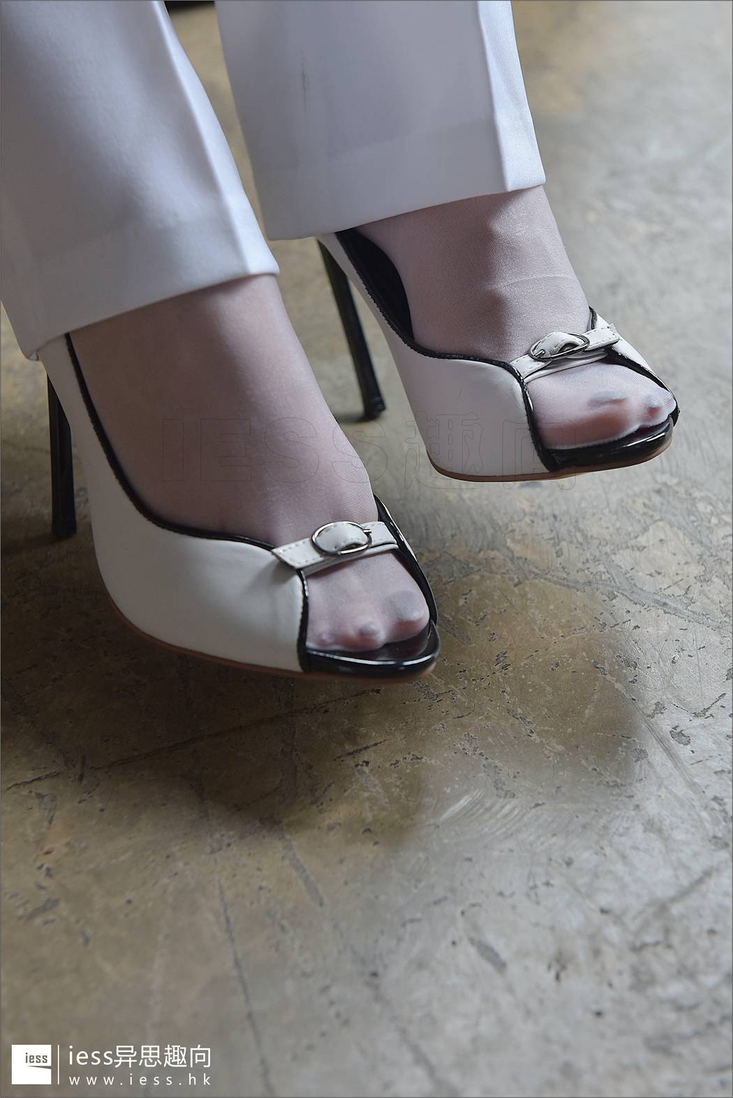 图片[6]-[IESS异思趣向] 2017.07.20 丝足便当123：《我的思绪一片空白》宛平 在线浏览 – 速更版-美库