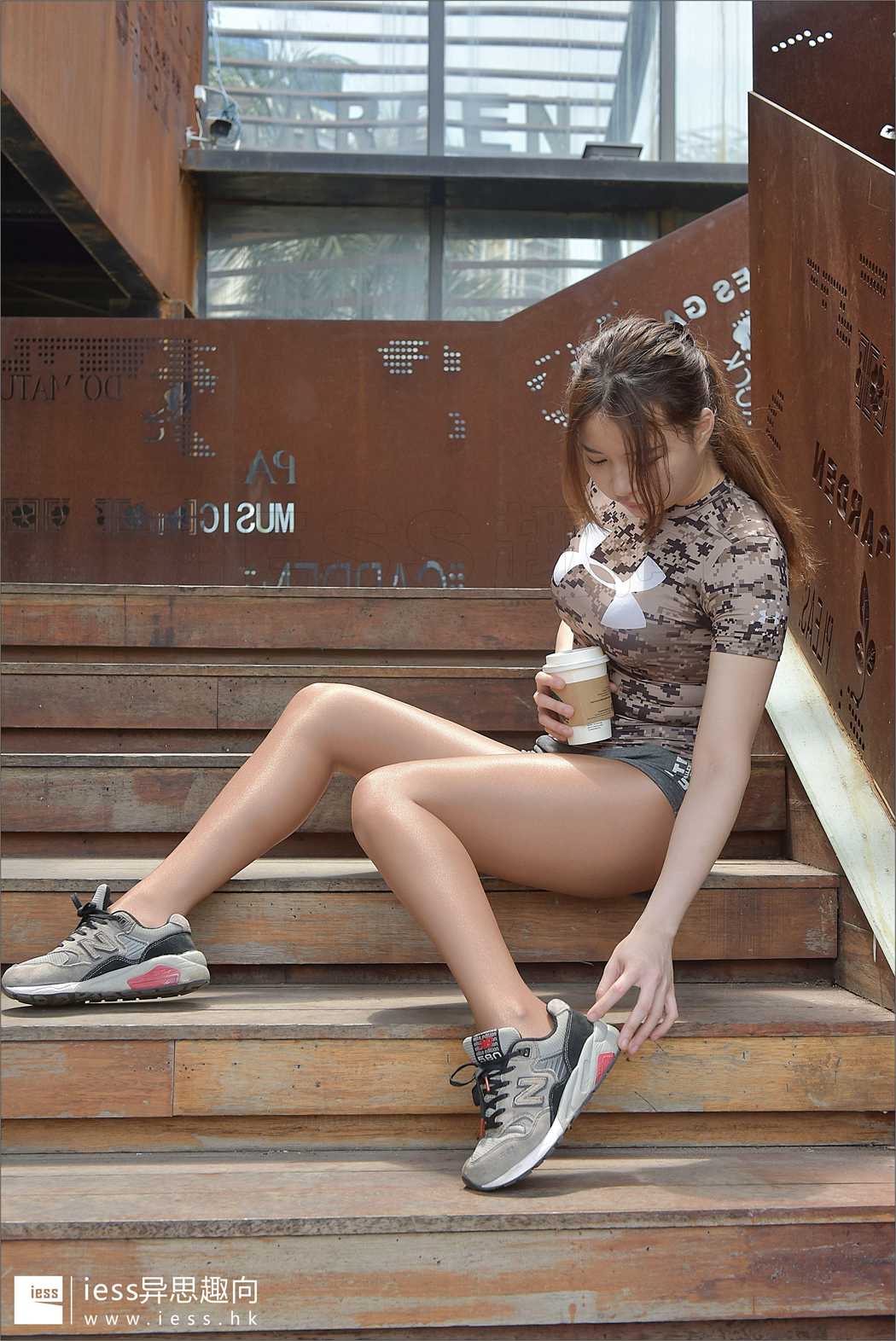 图片[84]-[IESS异思趣向] 2017.07.18 丝足便当121：《我的私教和她的油亮丝袜2》赵老师 在线浏览 – 速更版-美库