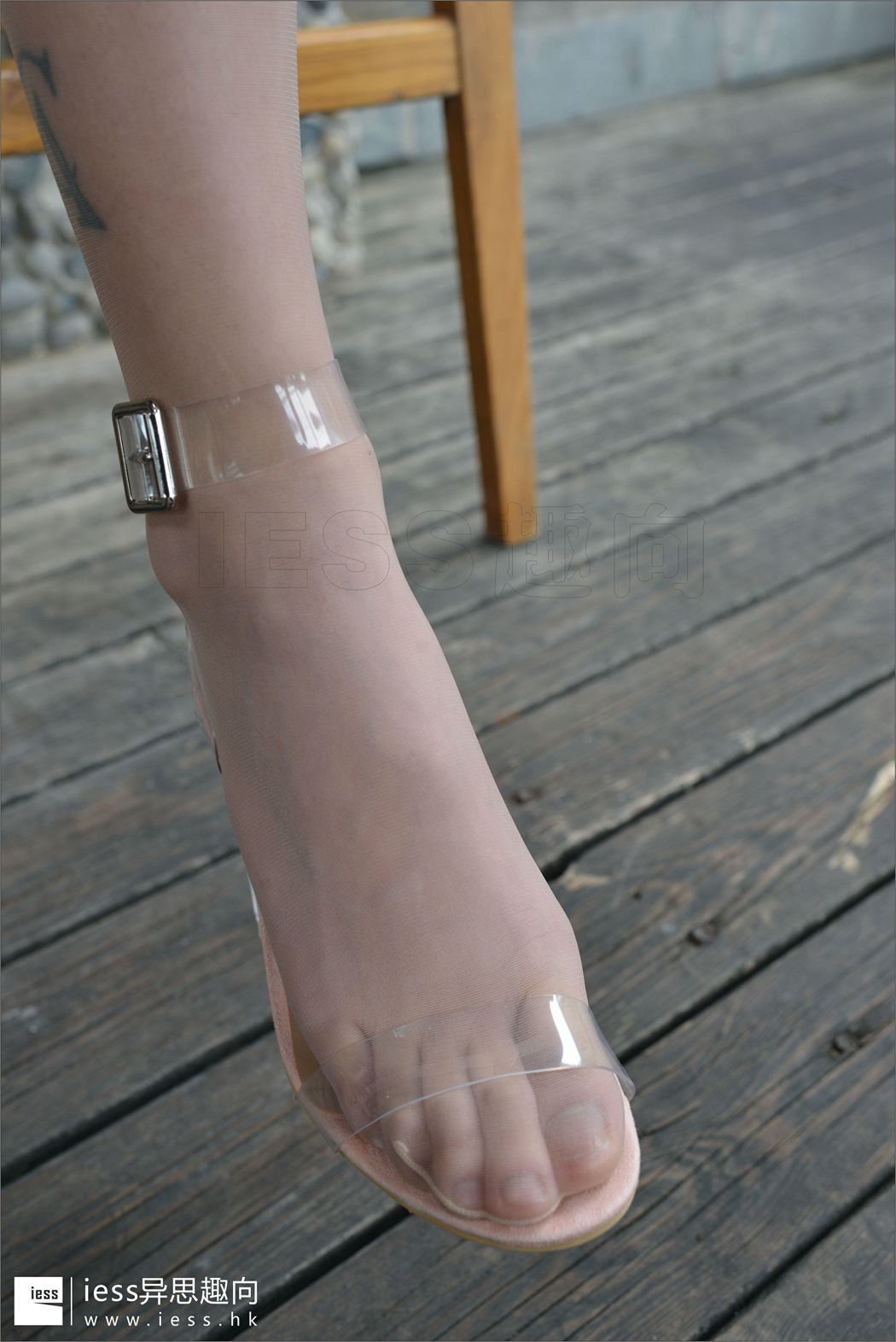 图片[5]-[IESS异思趣向] 2017.08.05 丝足便当129：《不看花臂，看大腿》潇潇 在线浏览 – 速更版-美库