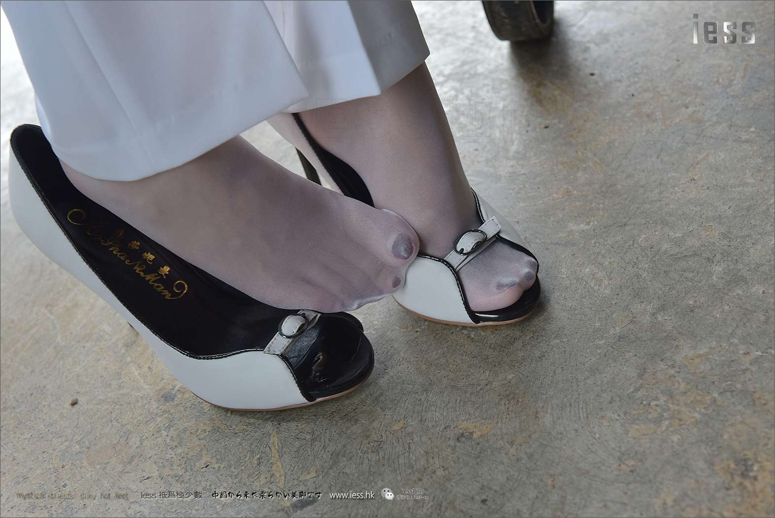 图片[38]-[IESS异思趣向] 2017.07.20 丝足便当123：《我的思绪一片空白》宛平 在线浏览 – 速更版-美库