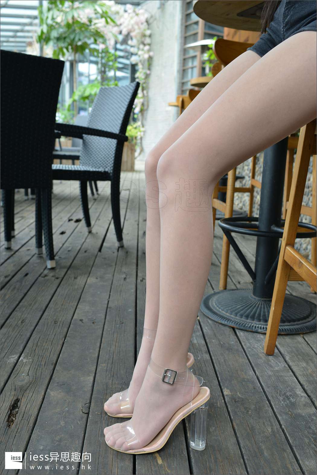 图片[60]-[IESS异思趣向] 2017.08.05 丝足便当129：《不看花臂，看大腿》潇潇 在线浏览 – 速更版-美库