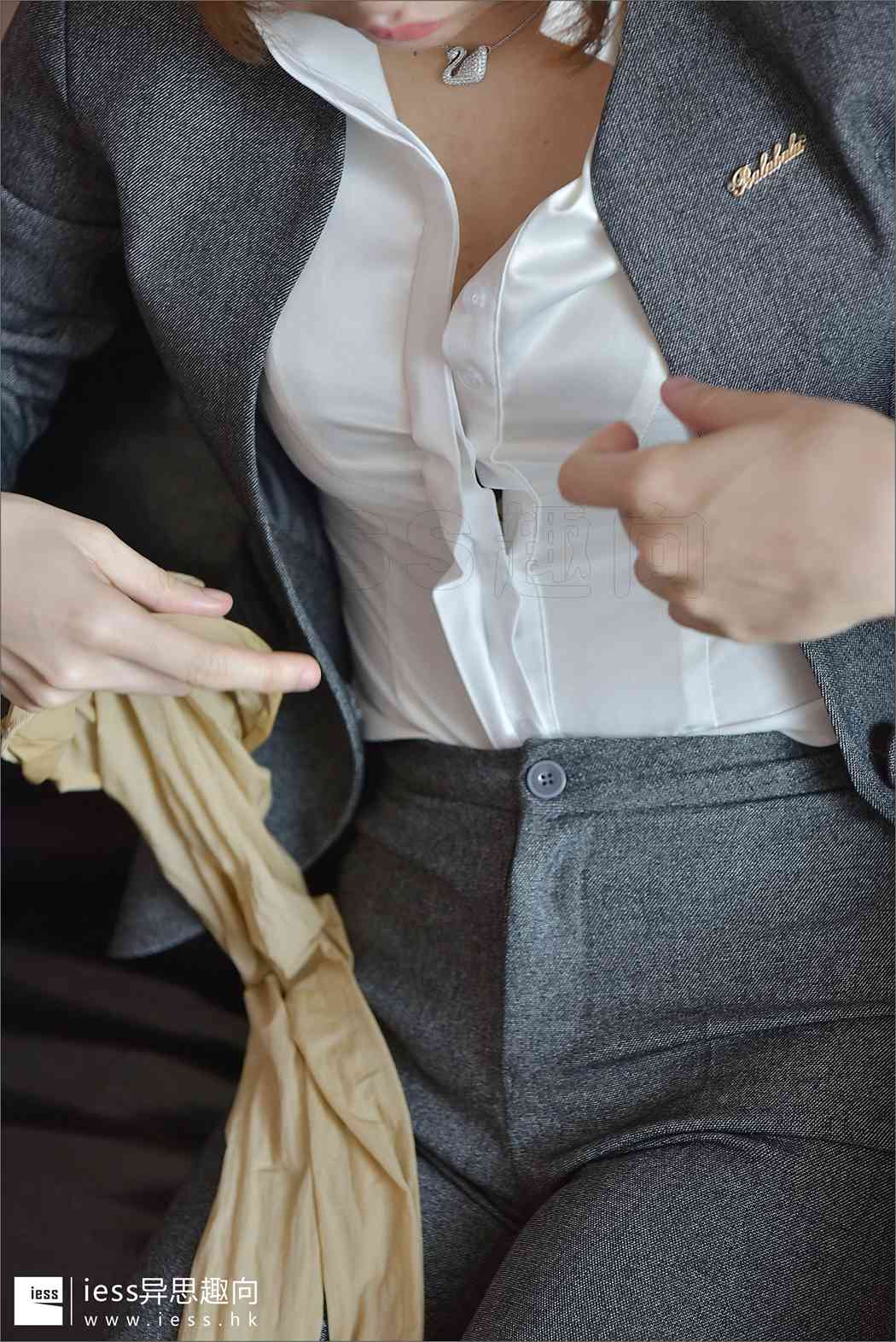 图片[58]-[IESS异思趣向] 2017.07.27 丝足便当125：《制服、丝袜和赵老师》赵老师 在线浏览 – 速更版-美库