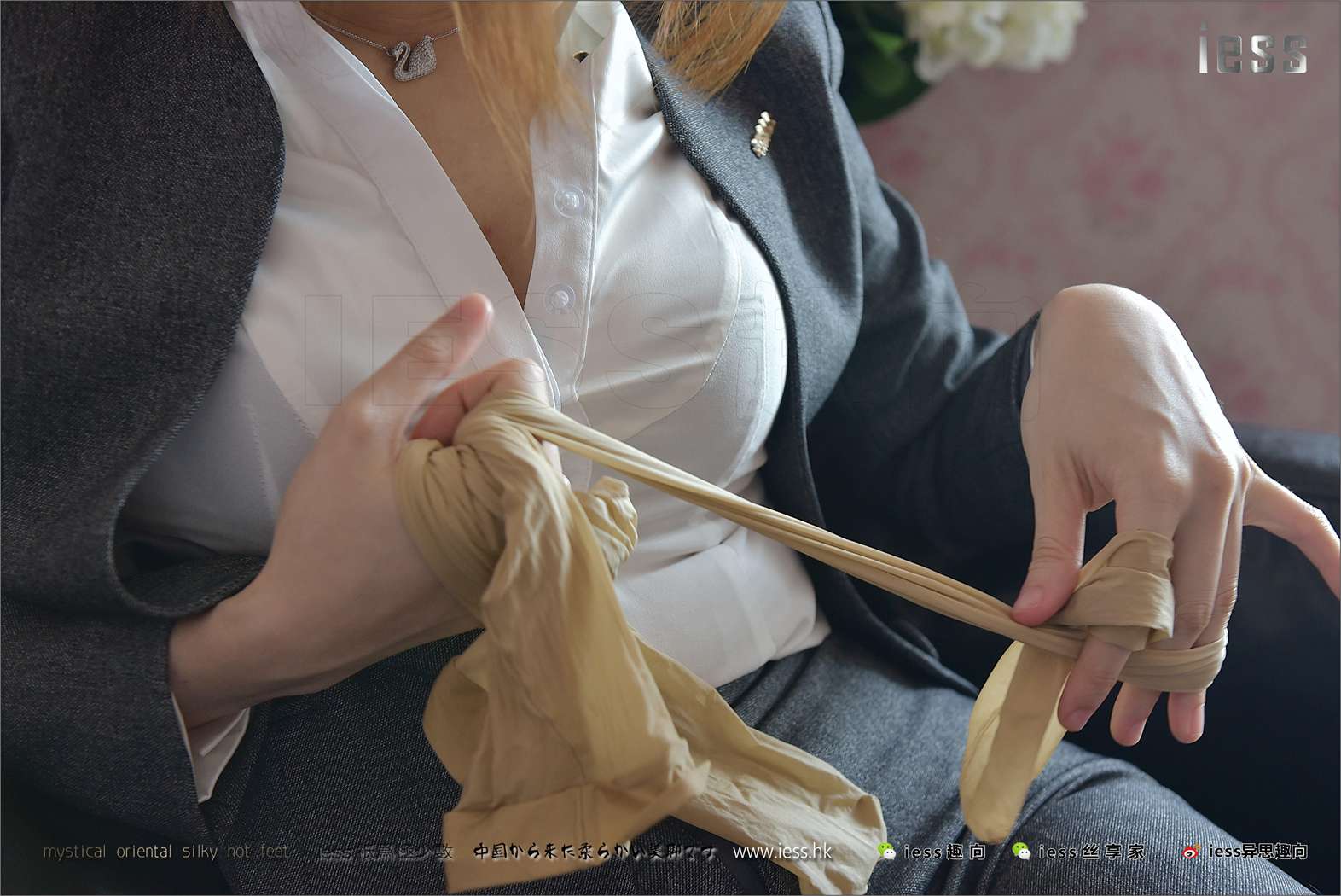 图片[76]-[IESS异思趣向] 2017.07.27 丝足便当125：《制服、丝袜和赵老师》赵老师 在线浏览 – 速更版-美库