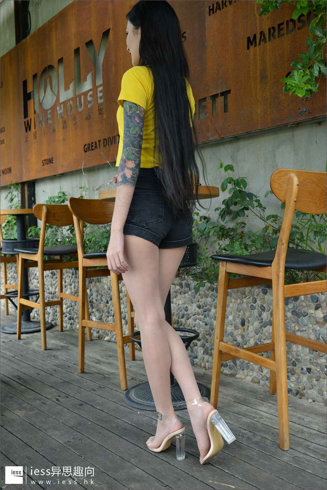 图片[24]-[IESS异思趣向] 2017.08.05 丝足便当129：《不看花臂，看大腿》潇潇 在线浏览 – 速更版-美库